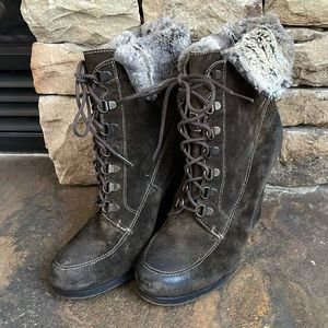 Boutique 9 Beautiful Destin Wedge Aged Suede Booties Sz 9.5